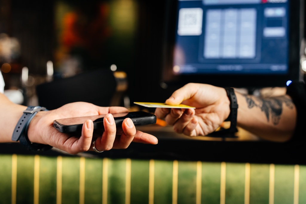 Holiday Season Payment Strategy: How to Maximize Sales Without Overpaying in Q4 2026